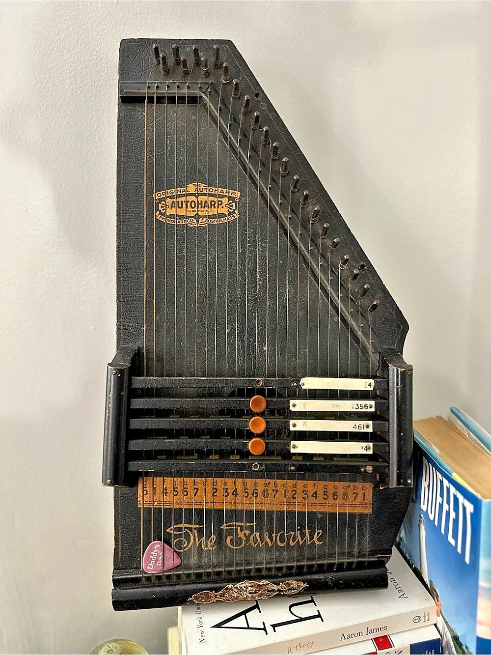 Vintage Original Autoharp The Favorite - Great Condition